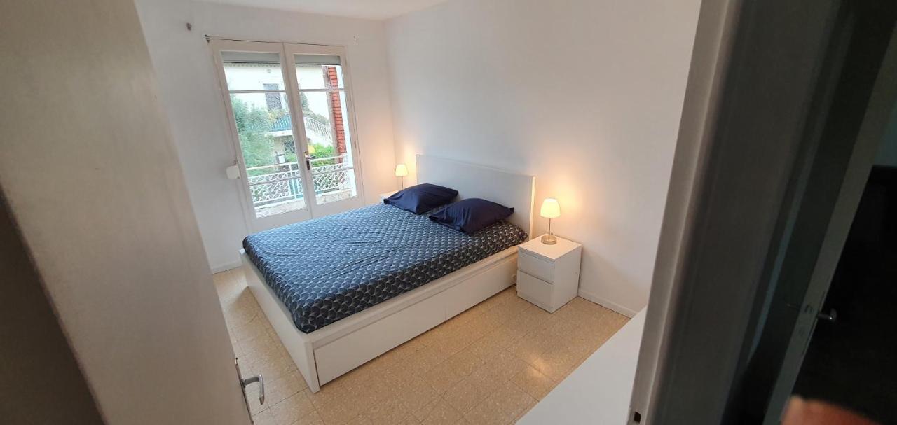 Appartement Entier Au Dessus De Villa, Climatisation Reversible Poele A Bois Tres Chaleureux , Wi Fi Parking Privee Gratuit Situation 500 M, Plage Et Centre Ville Sanary-sur-Mer Bagian luar foto